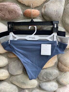 Tranquil & True 3 Pack Ribbed Seamless Thongs NWT